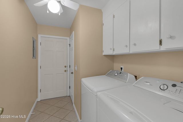377 R L Honeycutt Drive, Wilmington, NC 28412