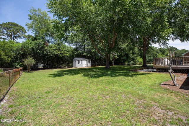 377 R L Honeycutt Drive, Wilmington, NC 28412