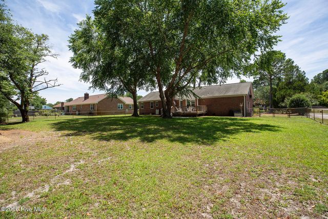 377 R L Honeycutt Drive, Wilmington, NC 28412