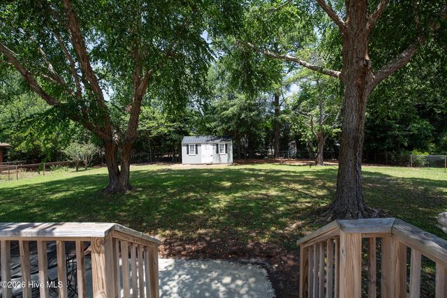 377 R L Honeycutt Drive, Wilmington, NC 28412