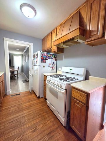 5237 Pleasant Lane, Crestwood, IL 60418