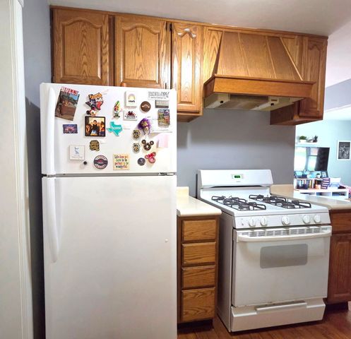 5237 Pleasant Lane, Crestwood, IL 60418