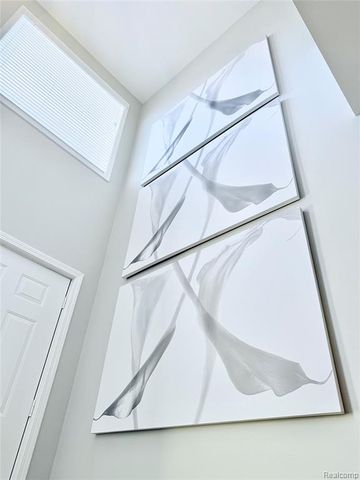 7288 Simsbury Dr. Drive 24, West Bloomfield, MI 48322