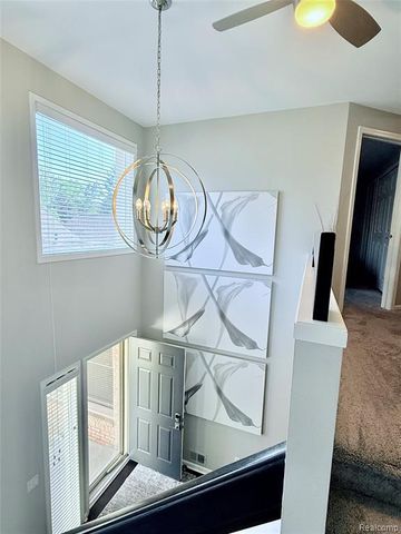 7288 Simsbury Dr. Drive 24, West Bloomfield, MI 48322