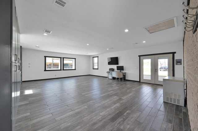 10420 Hufsmith Road, Tomball, TX 77375