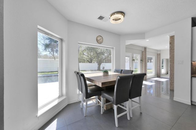 10420 Hufsmith Road, Tomball, TX 77375
