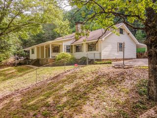 422 Bonifacious Road, Tunnel Hill, GA 30755