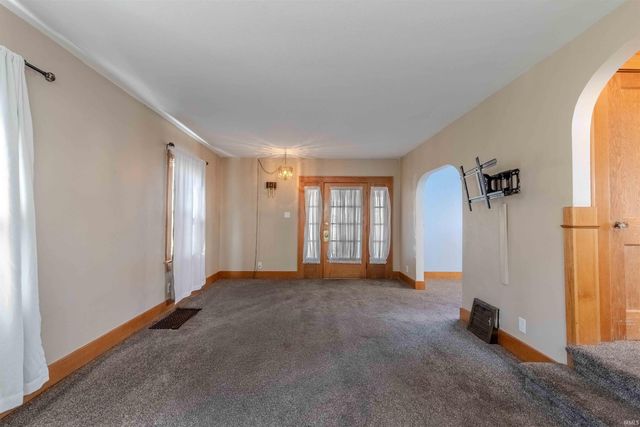 112 Lexington Court, Fort Wayne, IN 46806