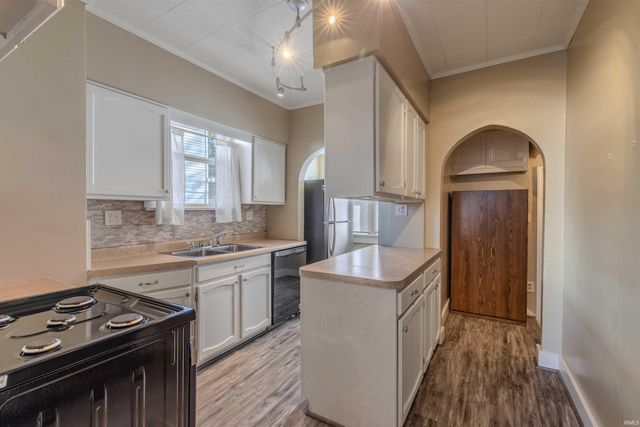 112 Lexington Court, Fort Wayne, IN 46806