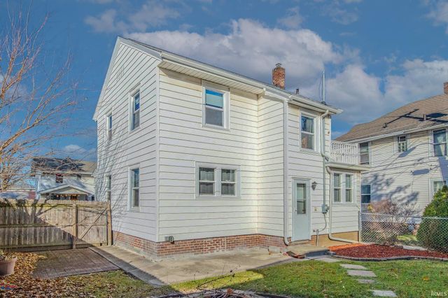 112 Lexington Court, Fort Wayne, IN 46806