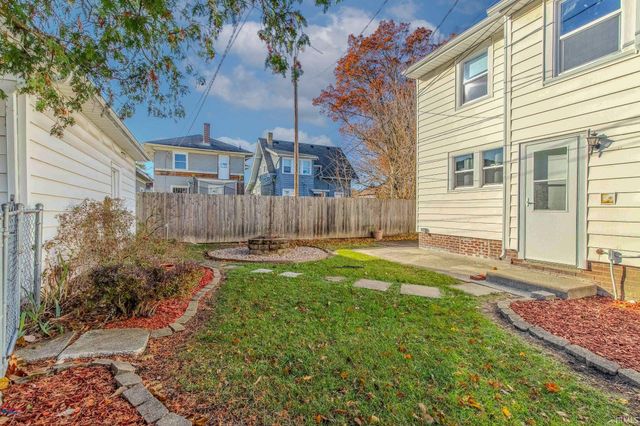 112 Lexington Court, Fort Wayne, IN 46806