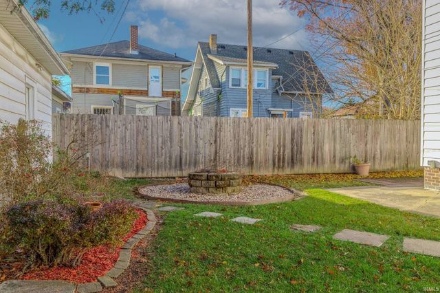 112 Lexington Court, Fort Wayne, IN 46806