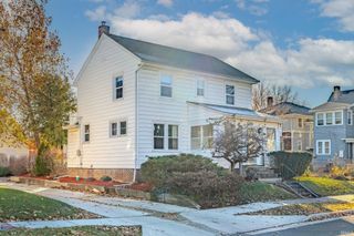 112 Lexington Court, Fort Wayne, IN 46806