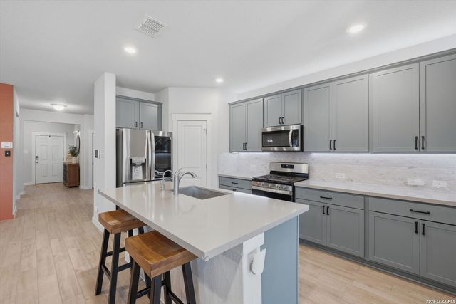 10776 Rosalina Loop, Converse, TX 78109