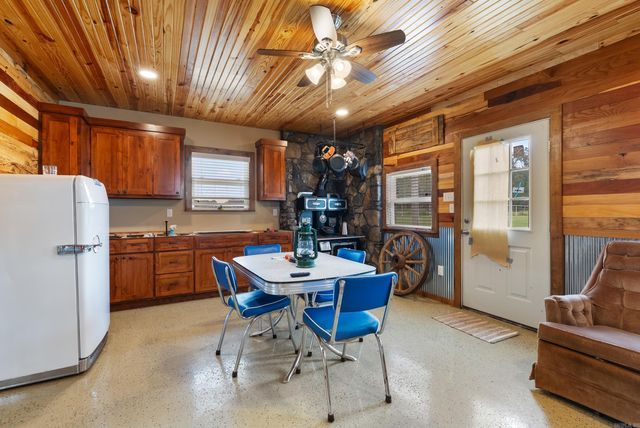 564 Highway 107 N, Enola, AR 72047