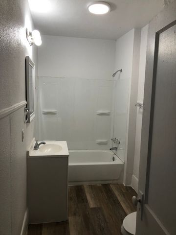 502 Cottonwood Street, Coleman, TX 76834