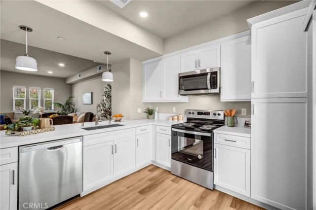 1336 Locust Avenue 4, Long Beach, CA 90813