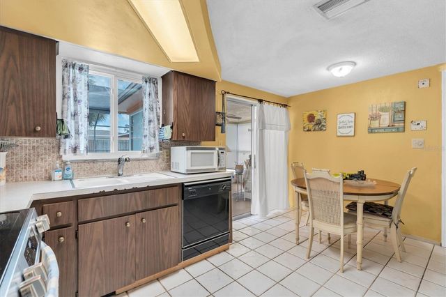 9106 LUNAR LANE, Port Richey, FL 34668