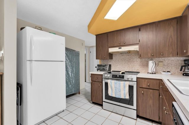 9106 LUNAR LANE, Port Richey, FL 34668