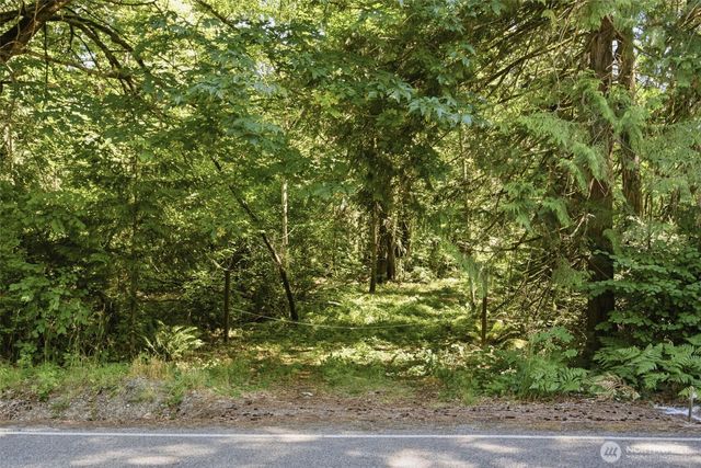 3009 Whiteman Road SW, Lakebay, WA 98349