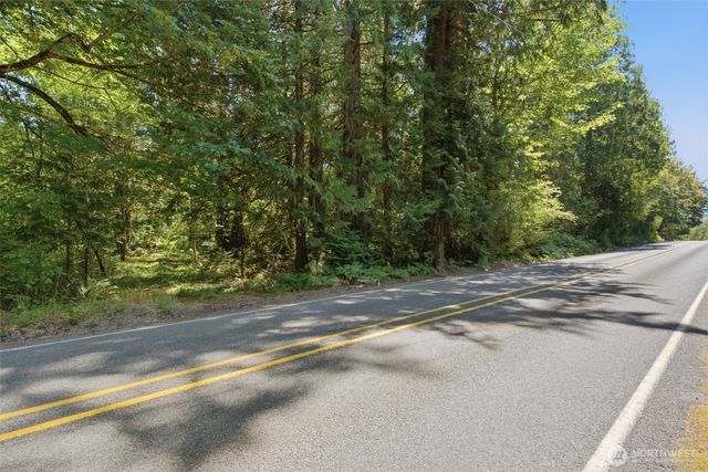 3009 Whiteman Road SW, Lakebay, WA 98349