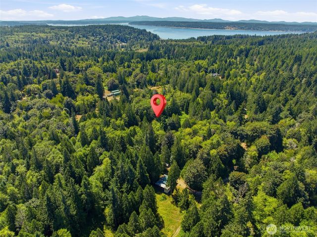 3009 Whiteman Road SW, Lakebay, WA 98349