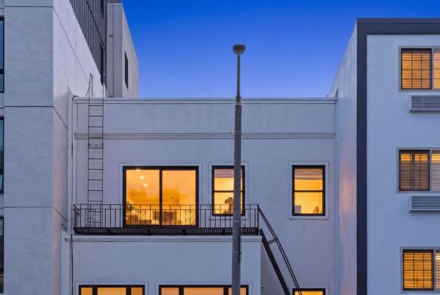 1620 Broadway 5, San Francisco, CA 94109