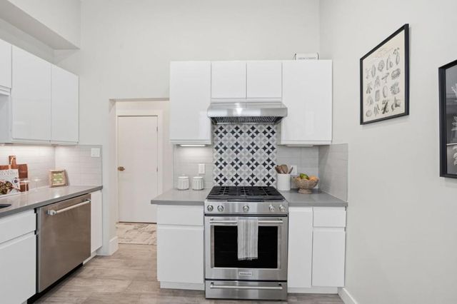1620 Broadway 5, San Francisco, CA 94109