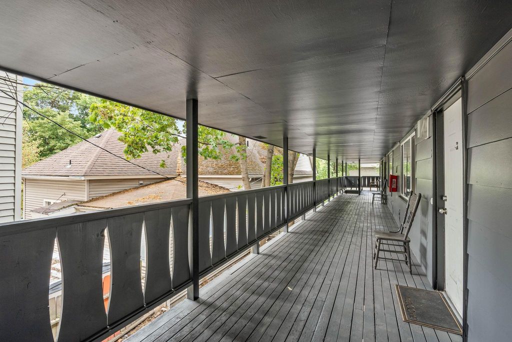 943 E Augusta Ave, Spokane, WA 99207 photo 6