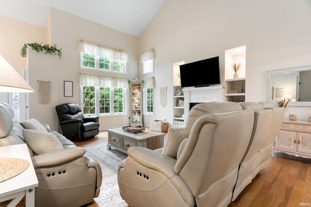 26918 Mc Arthur Court, South Bend, IN 46628