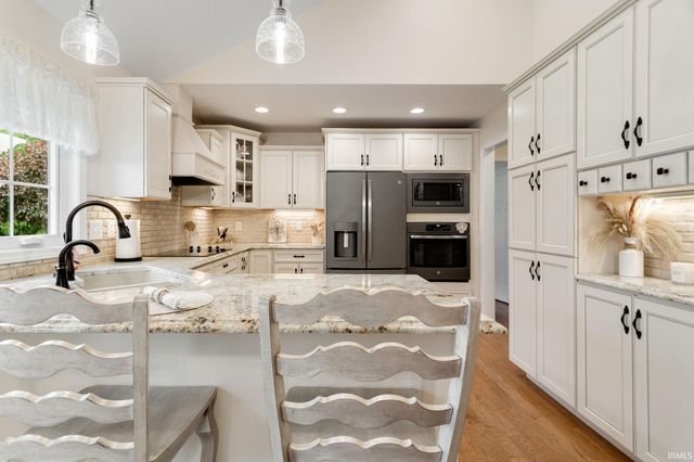 26918 Mc Arthur Court, South Bend, IN 46628