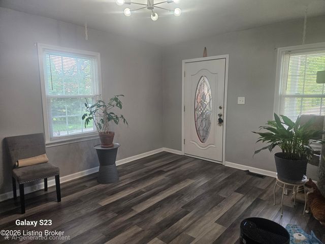 1730 S 24th St, Louisville, KY 40210
