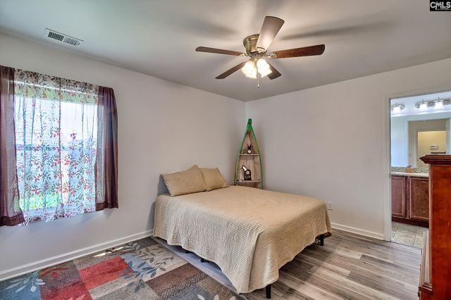 915 Dovefield Lane, Lexington, SC 29073