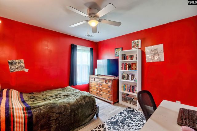 915 Dovefield Lane, Lexington, SC 29073