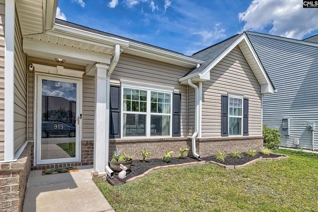 915 Dovefield Lane, Lexington, SC 29073