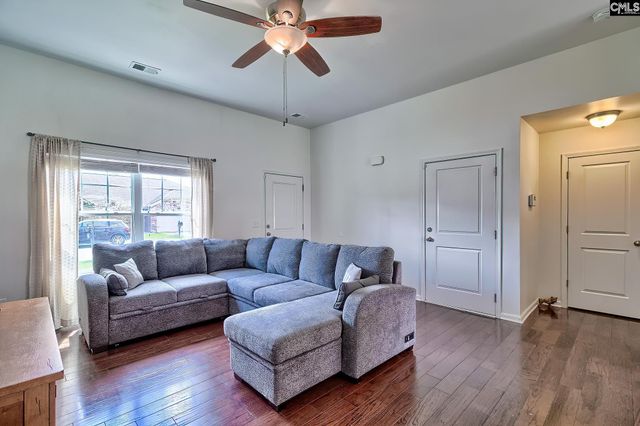 915 Dovefield Lane, Lexington, SC 29073