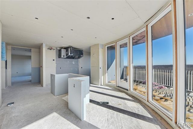 800 Holland Road, Ballwin, MO 63021