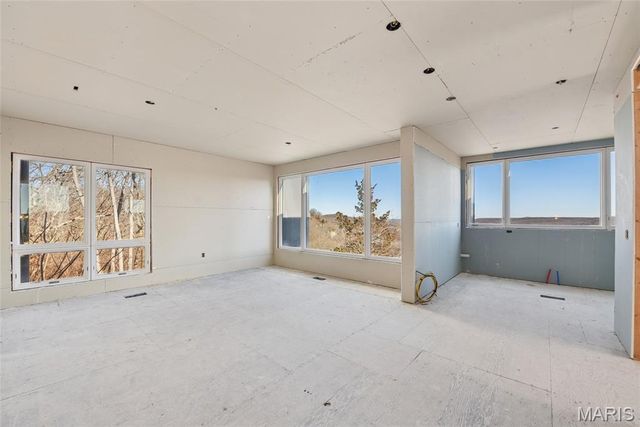 800 Holland Road, Ballwin, MO 63021