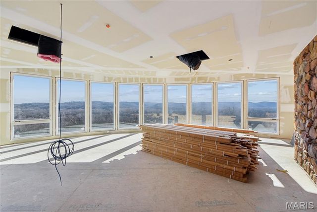 800 Holland Road, Ballwin, MO 63021