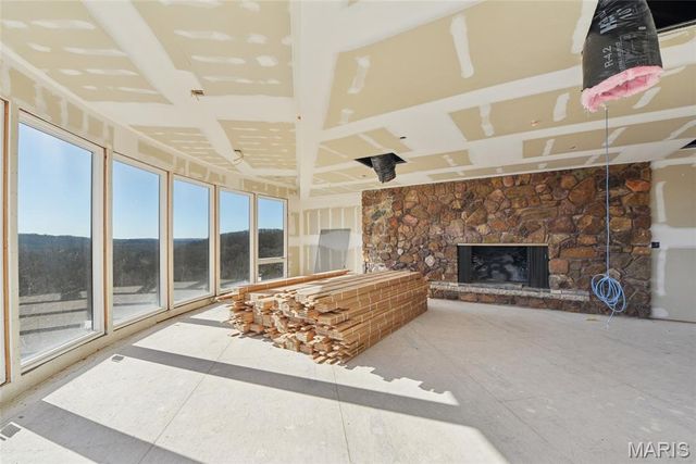 800 Holland Road, Ballwin, MO 63021