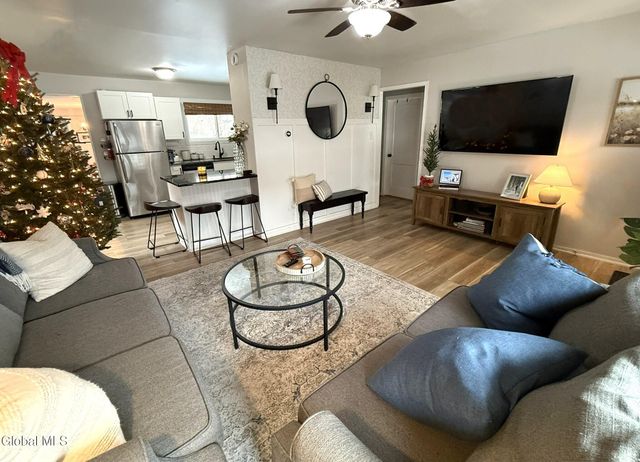 64 Keeler Drive, Albany, NY 12208