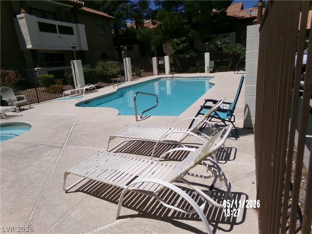 2995 East Sunset Road 222, Las Vegas, NV 89120
