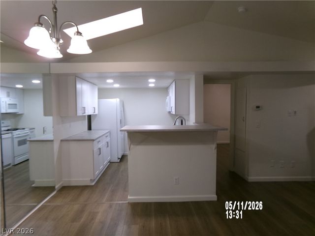 2995 East Sunset Road 222, Las Vegas, NV 89120