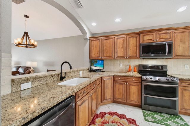 11765 Castellon Court, Boynton Beach, FL 33437