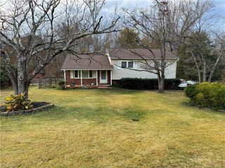 924 Sportsmans Drive, Winston-salem, NC 27101