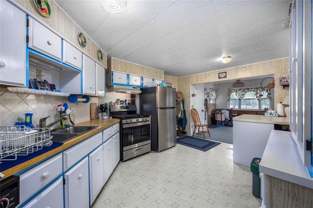158 NE 539TH STREET, Old Town, FL 32680