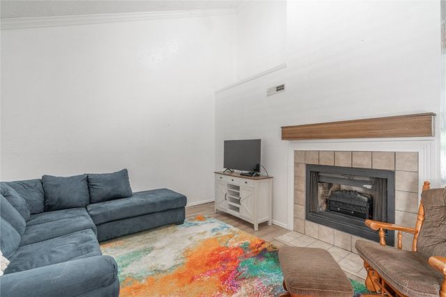 11120 Stratford Drive 205, Oklahoma City, OK 73120