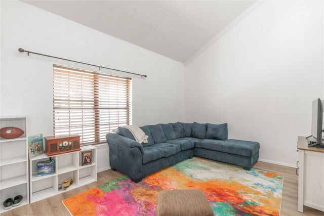 11120 Stratford Drive 205, Oklahoma City, OK 73120