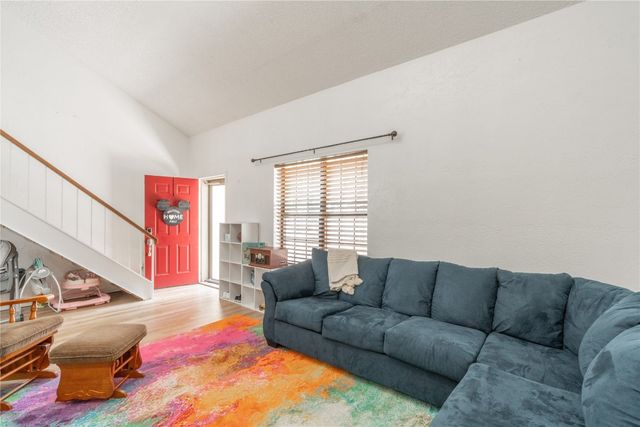 11120 Stratford Drive 205, Oklahoma City, OK 73120