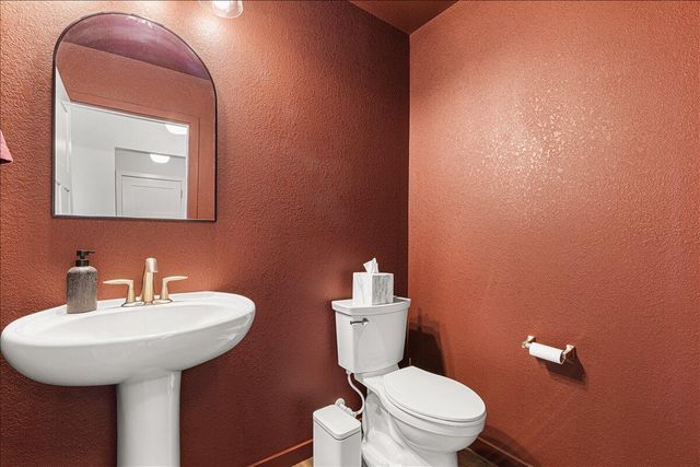 177 Emerald CIRCLE, Saukville, WI 53080